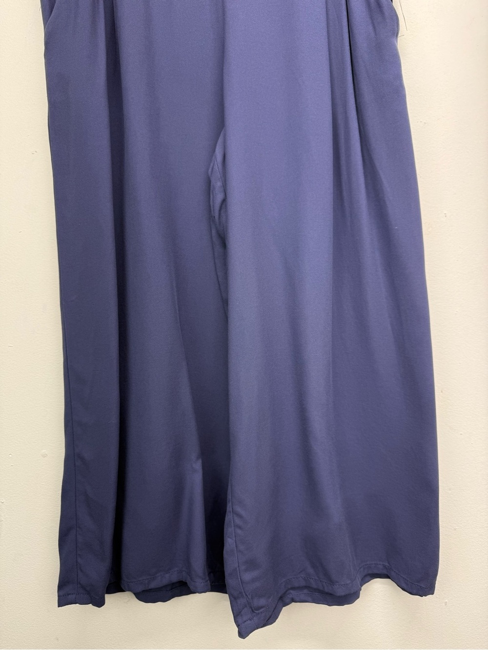 Time And Tru Sz Medium Women’s Blue Relaxed Fit Pull On Wide Leg Crop Pants NWT - Picture 3 of 6